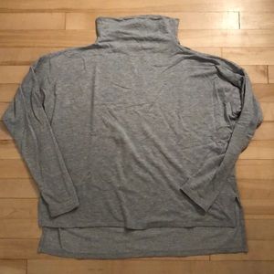 Gray sweatshirt